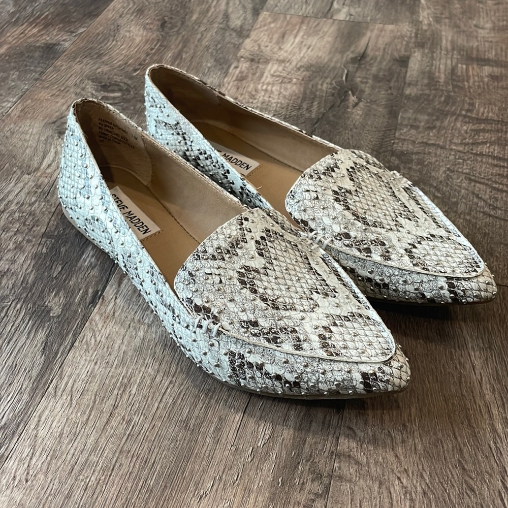 Steve Madden studded animal print flats - 7.5 M